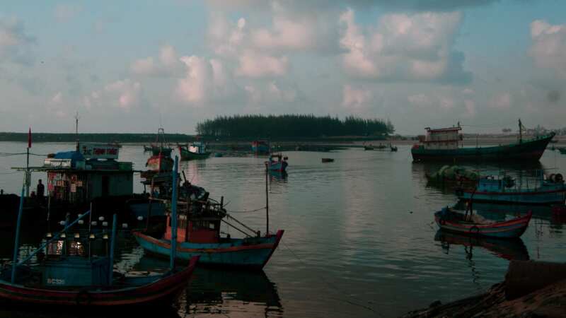 bến thuyền cảng cá Bình Châu